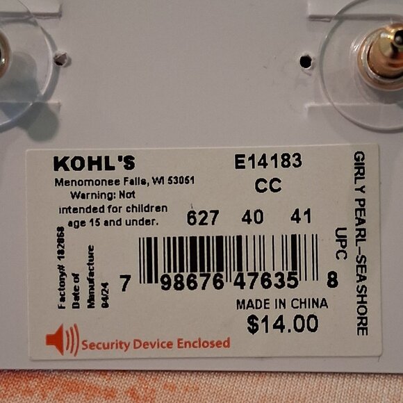 LC Lauren Conrad Girly Pearl-Seashore Pendant Necklace & Earrings Set - Picture 5 of 11